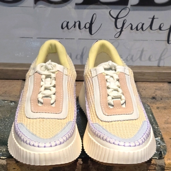 Dolce Vitta "Dolen' Platform Pastel Stripe Knit Stitch Sneakers Wmns 9.5 - Picture 4 of 9